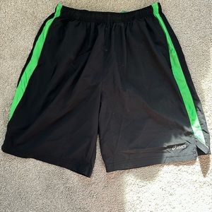 Men’s ASICS athletic shorts large